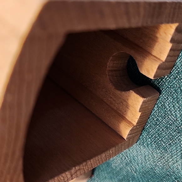 Brio Train tracks - Bridge, tunnels, and tracks with small hills. - Picture 9 of 14